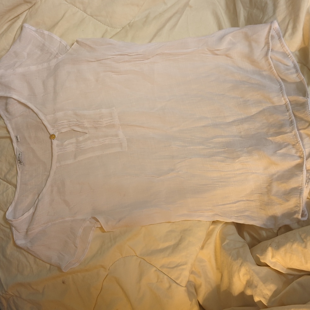 White Reitmans blouse size medium